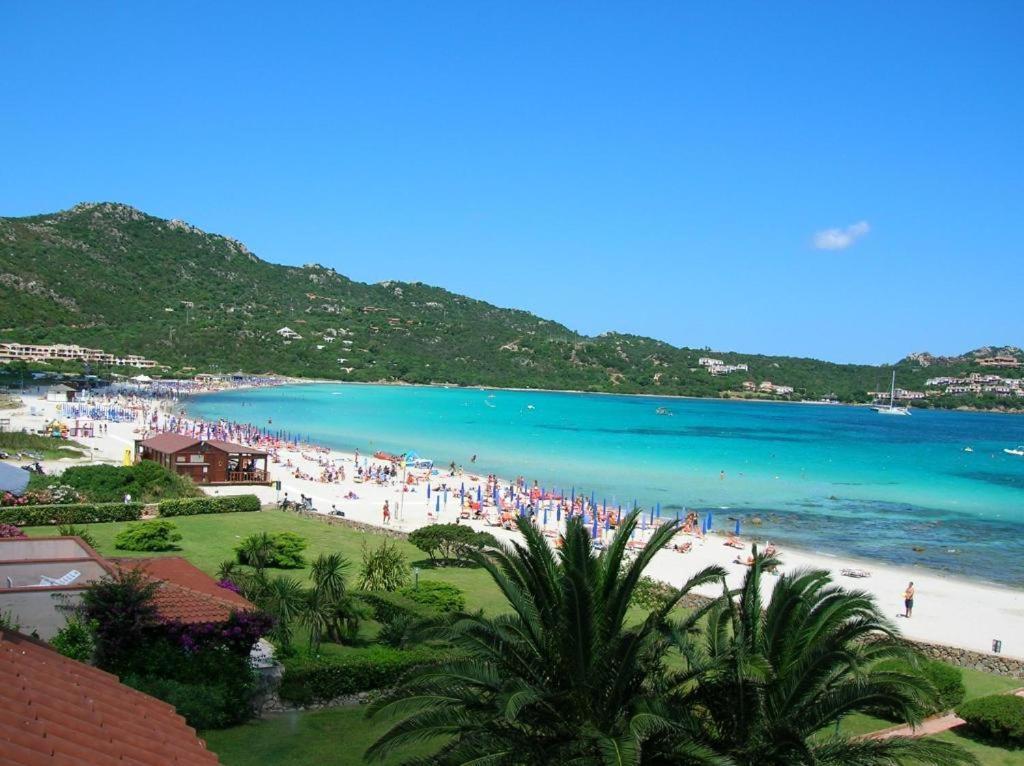 Appartamento Cala Reale, Piano Terra Marinella  Buitenkant foto