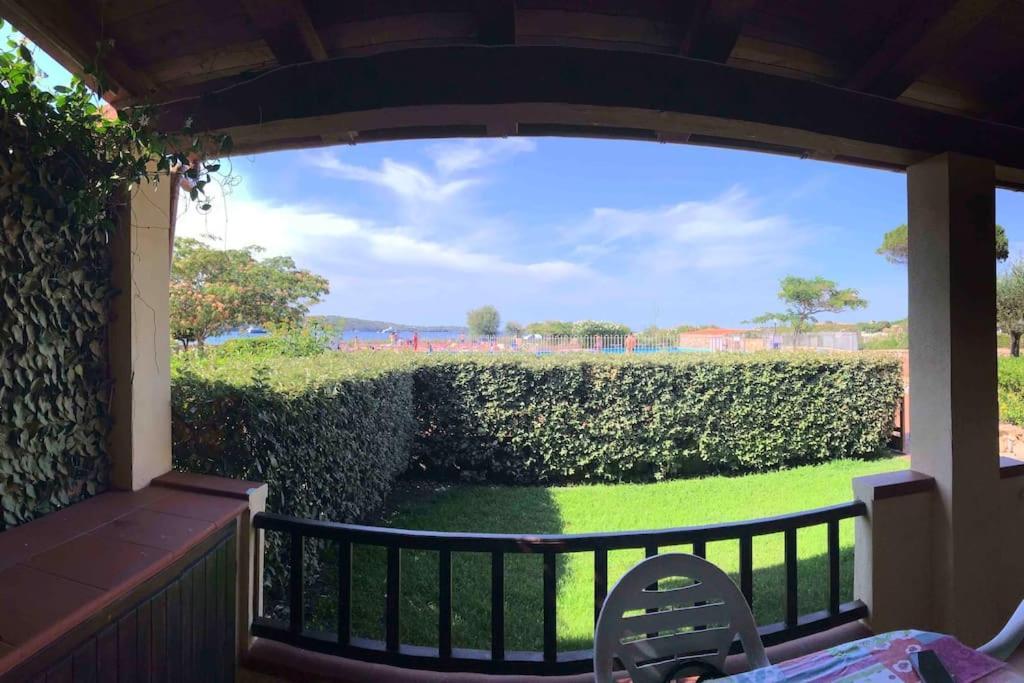Appartamento Cala Reale, Piano Terra Marinella  Buitenkant foto