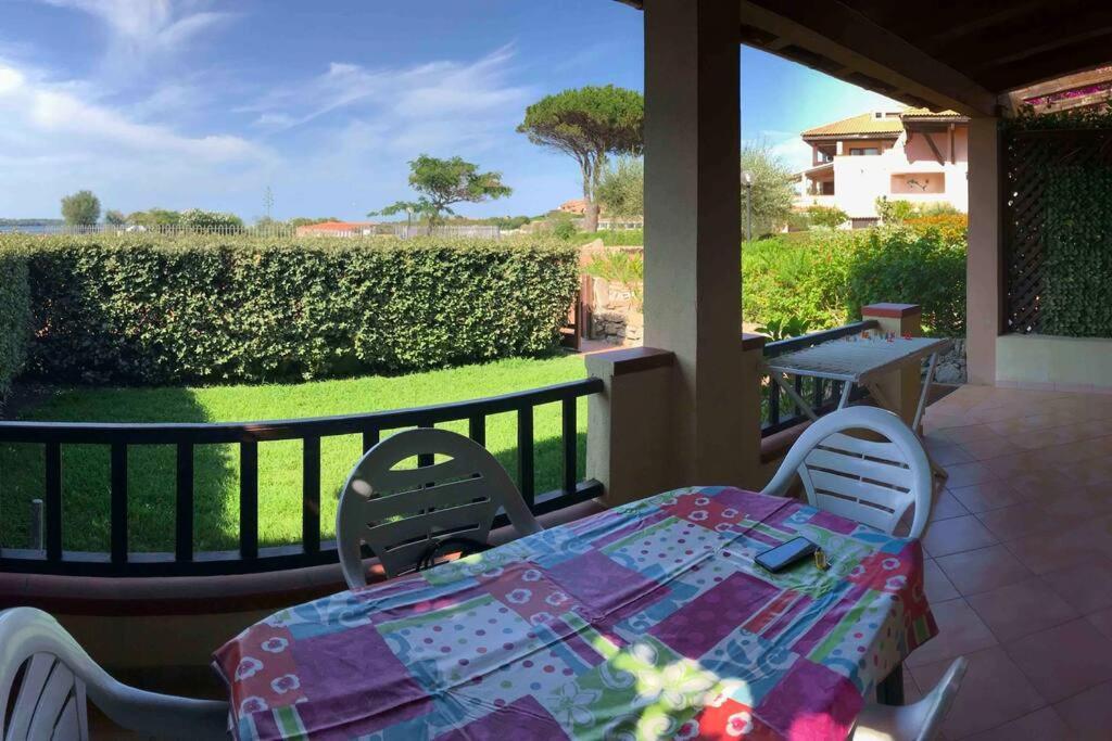 Appartamento Cala Reale, Piano Terra Marinella  Buitenkant foto