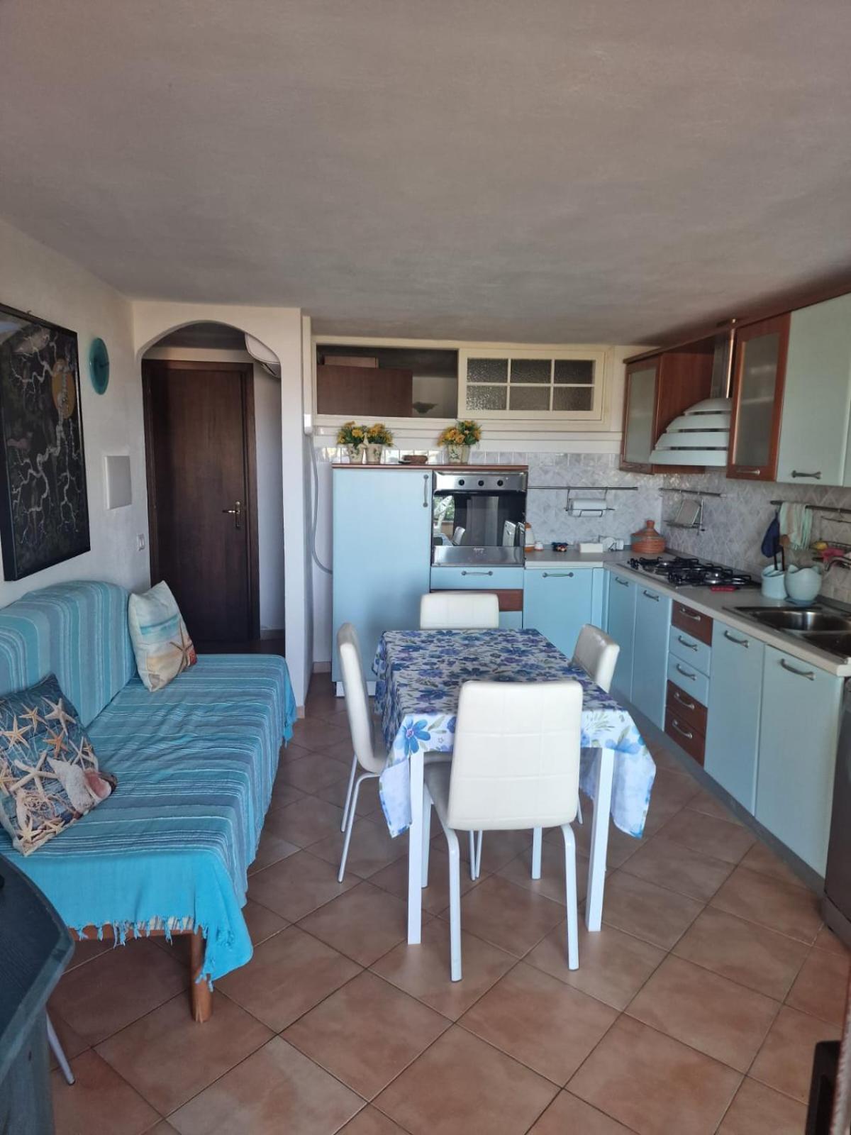 Appartamento Cala Reale, Piano Terra Marinella  Buitenkant foto